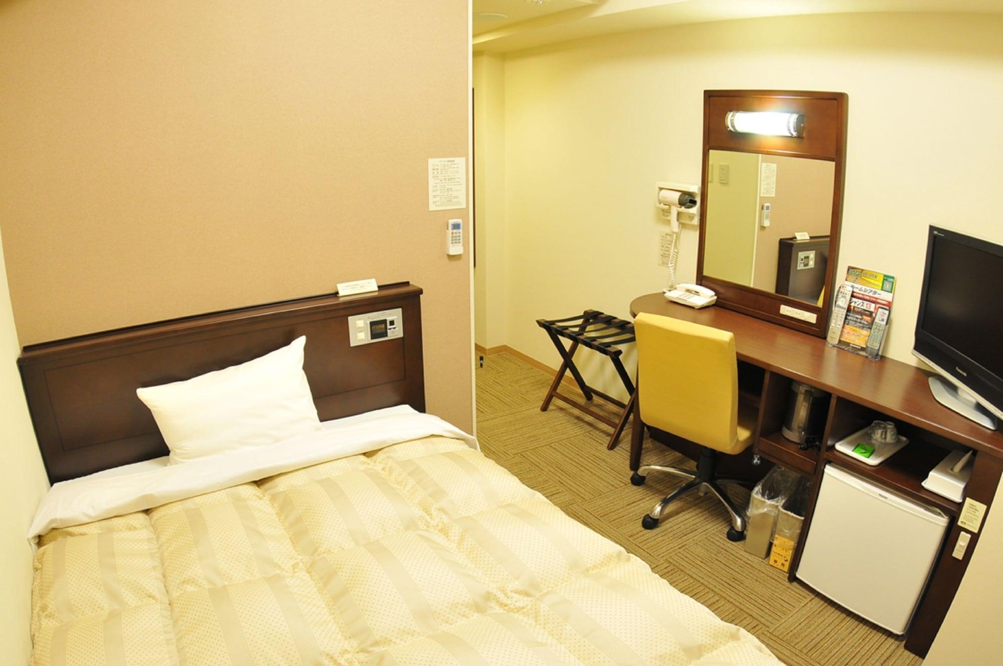 Hotel Route-Inn Utsunomiya Miyukicho -Kokudou4Gou- Dış mekan fotoğraf